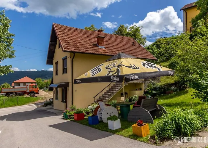 아파트 Nina S 바이나 바슈타